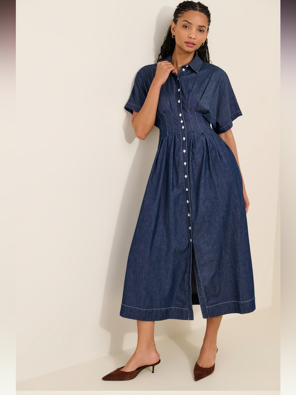 Exquise The Tobie Button-Front Pleated Shirt Dress: Denim Edition